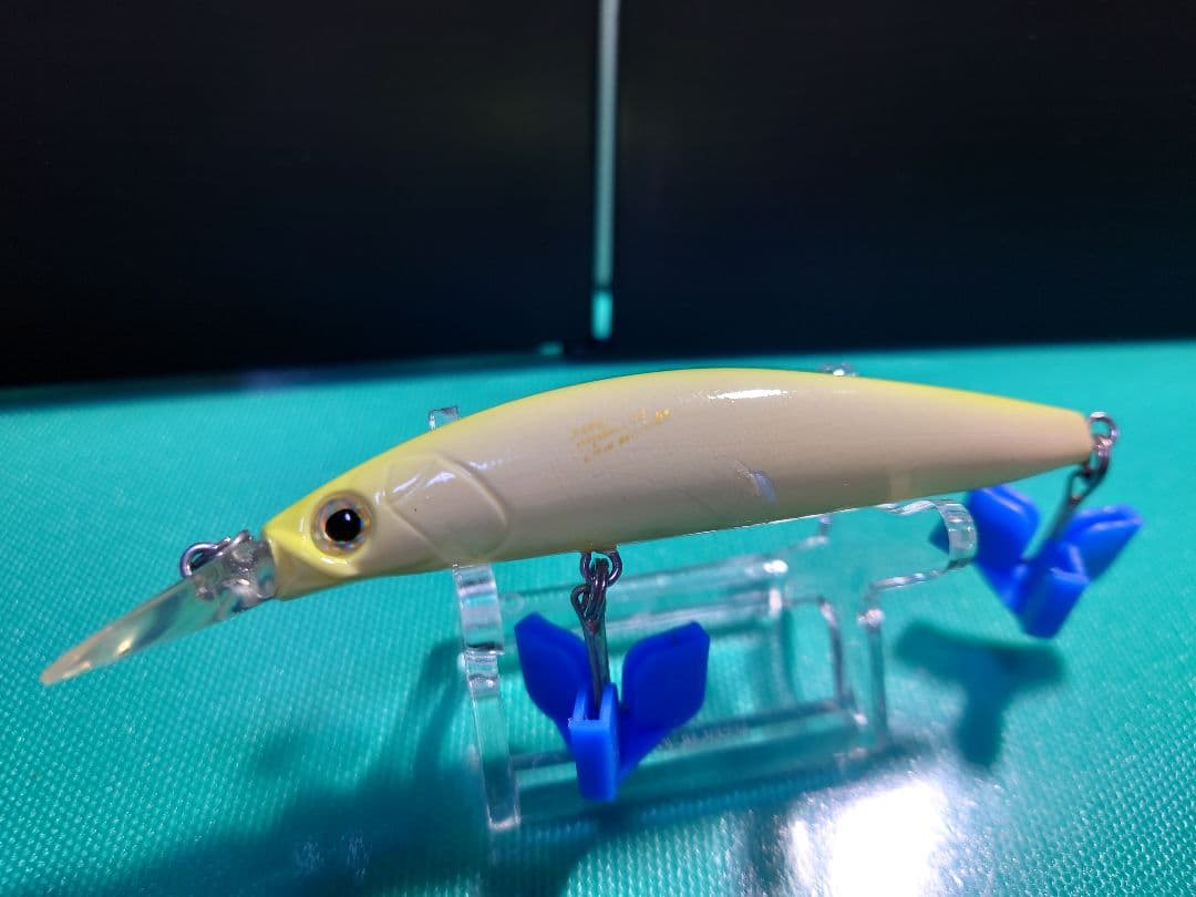 メーカーいろいろ(オールドルアー) １９コ＋サービスルアー３コセット売り計22コ