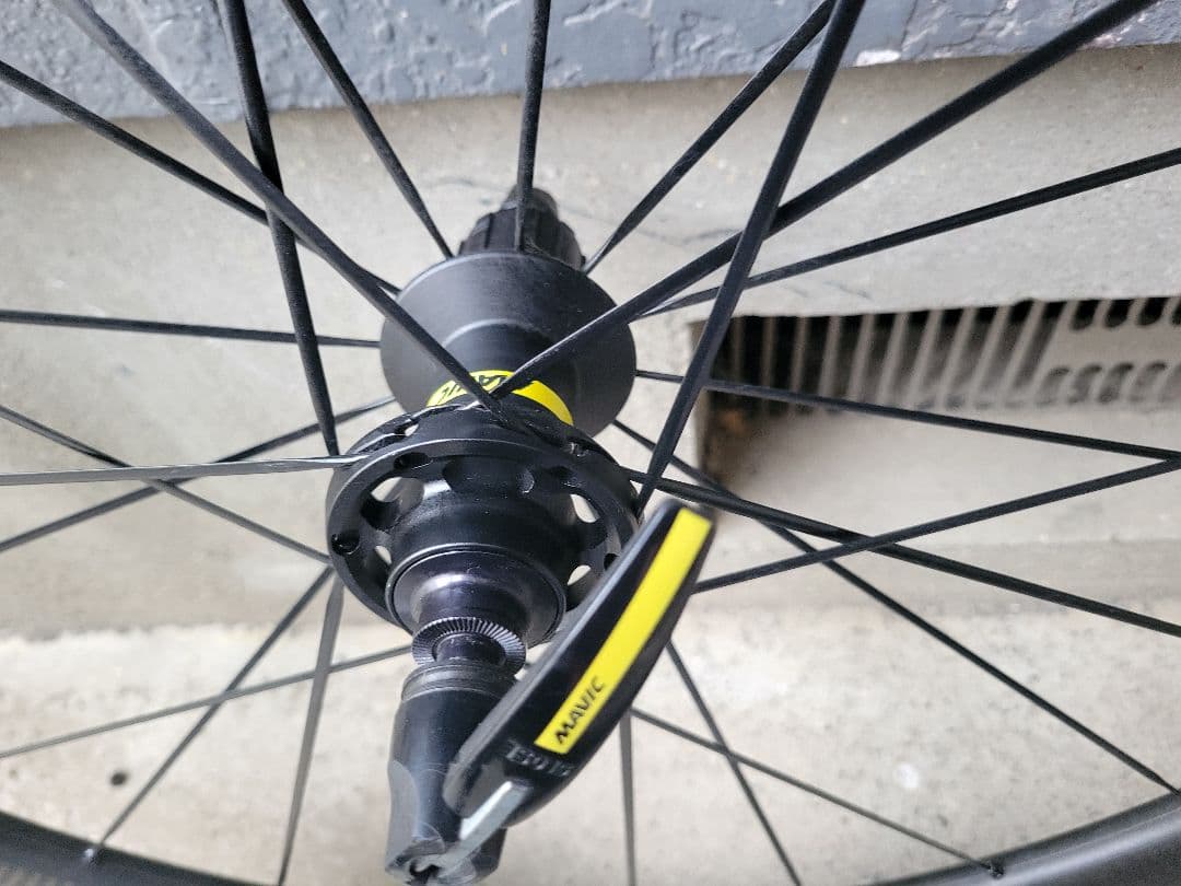 MAVIC マビック　COSMIC SLR 40 UST リムブレーキ 美品
