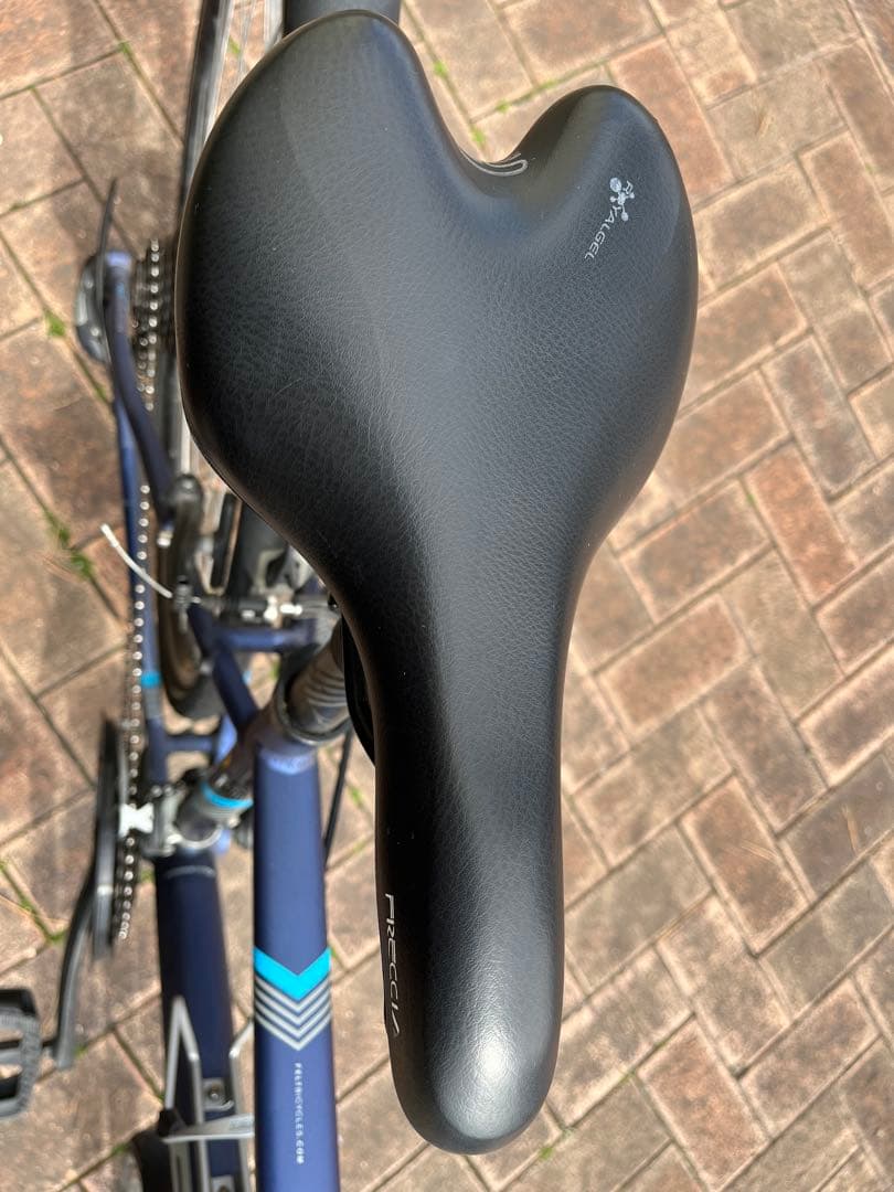 【超美品】FELTクロスバイクVerza Speed 50 マットネビー