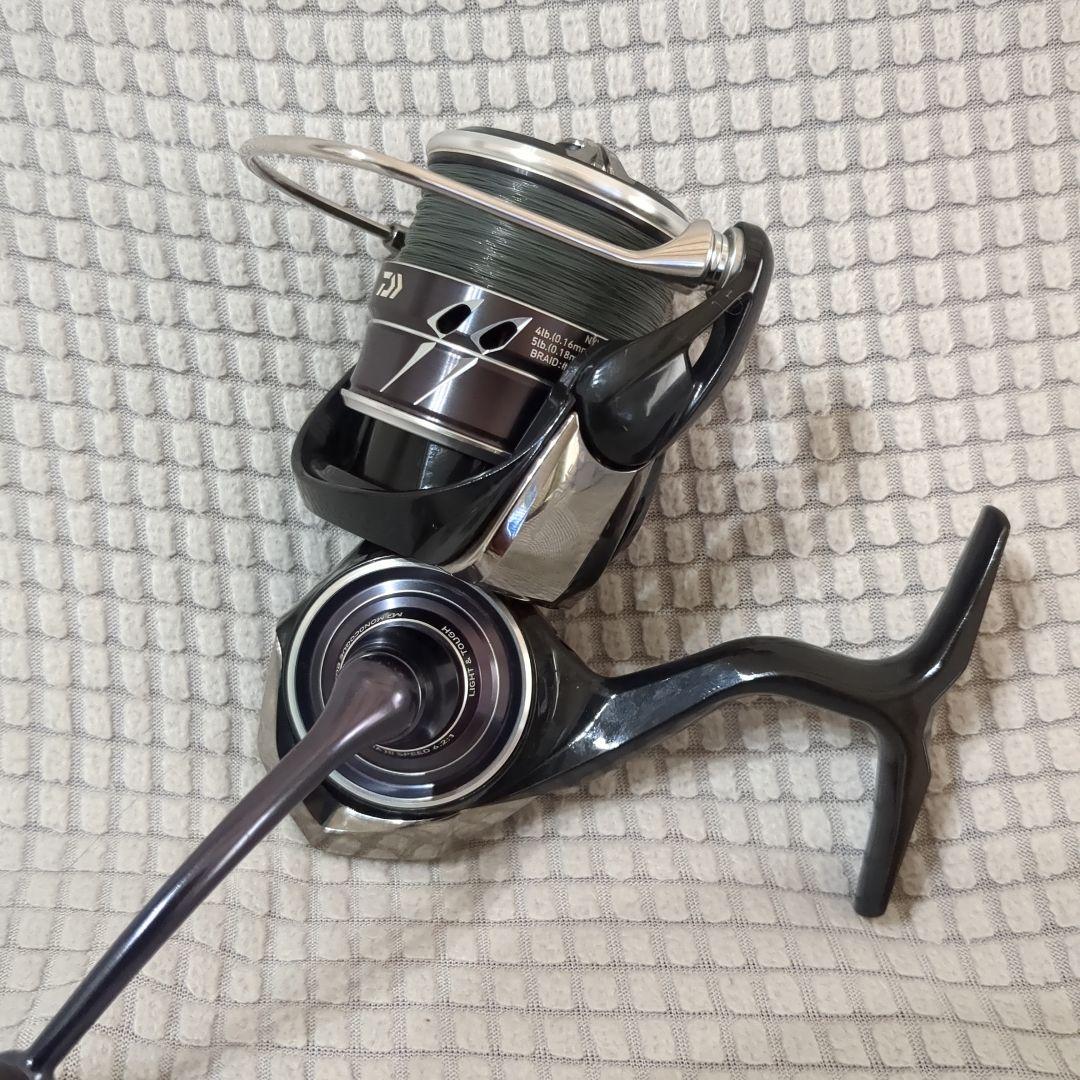 23 TATULA LT2500S-XH-QD スピニングリール〈美品〉