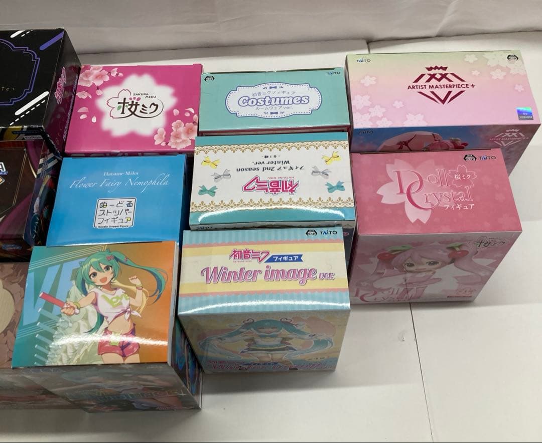 初音ミク　桜ミク　フィギュア　まとめ売り　17箱セット　27260324J07L