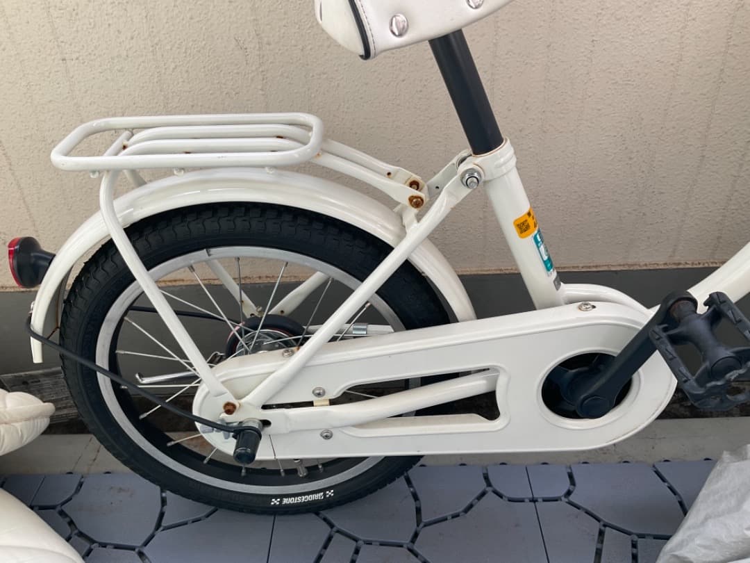 ブリヂストンこども 自転車 BIKKE サイズ16