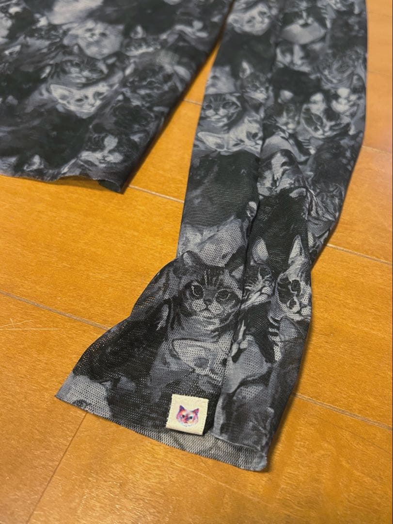 unoa BIJOUX 猫柄タートルネックウェア