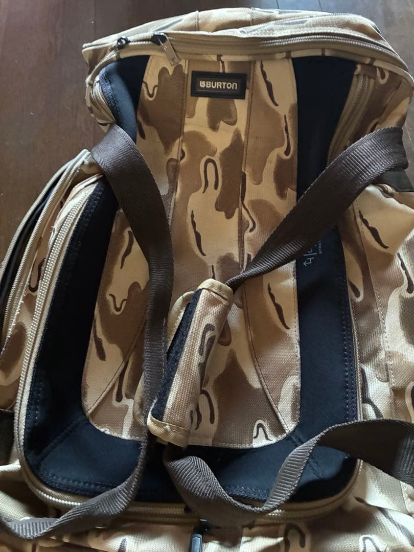 BURTONソフトキャリーバッグ
