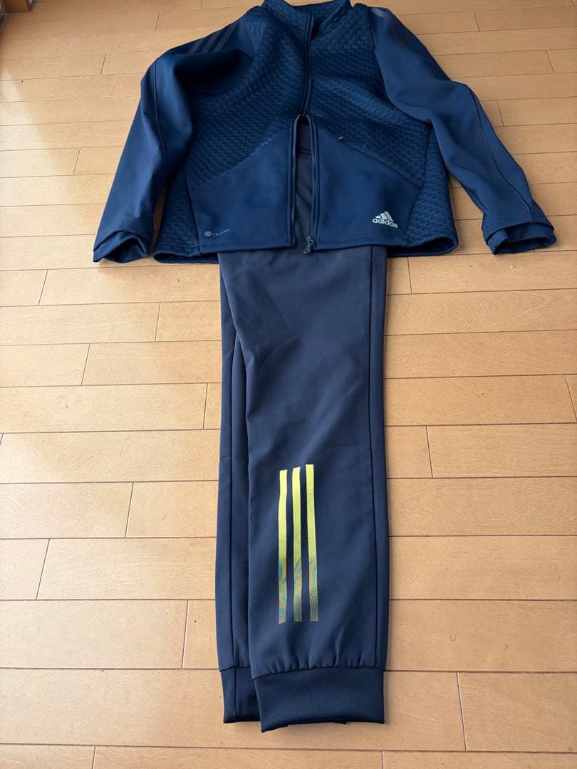 adidas ジャケットとパンツセット ネイビー