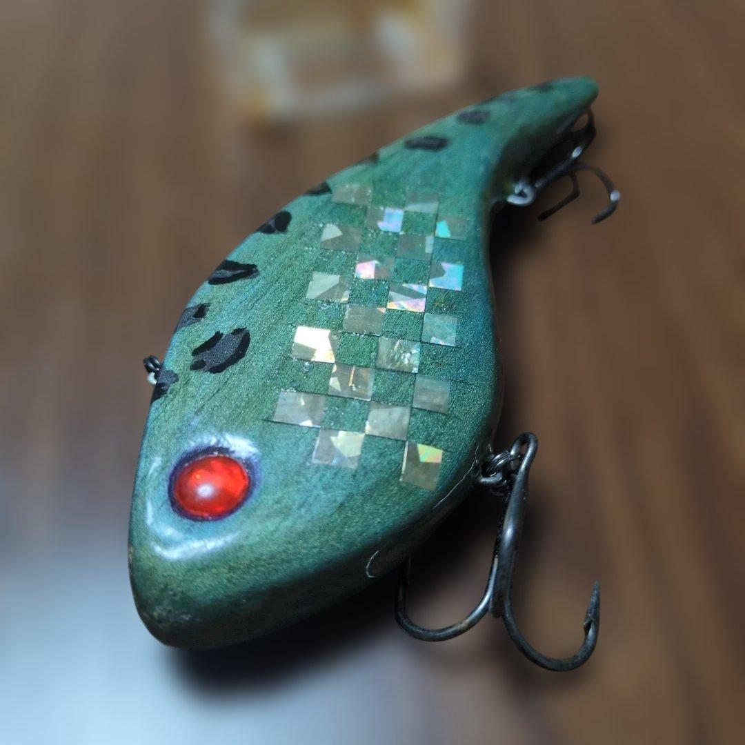 自作木製ヒョウ柄サイレントバイブレーション