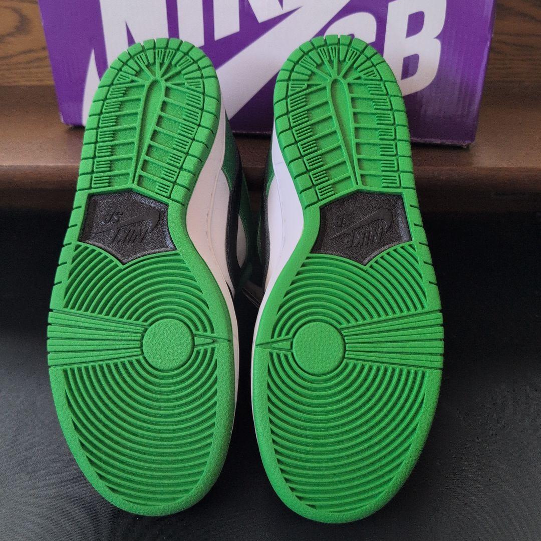 88 Nike SB Dunk Low Pro ホワイト/グリーン/ブラック