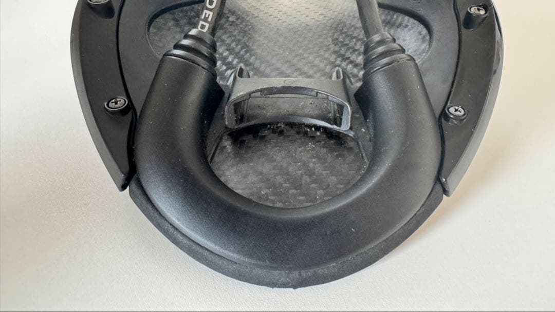 【中古】Fizik R1 カーボンサドル　レギュラー