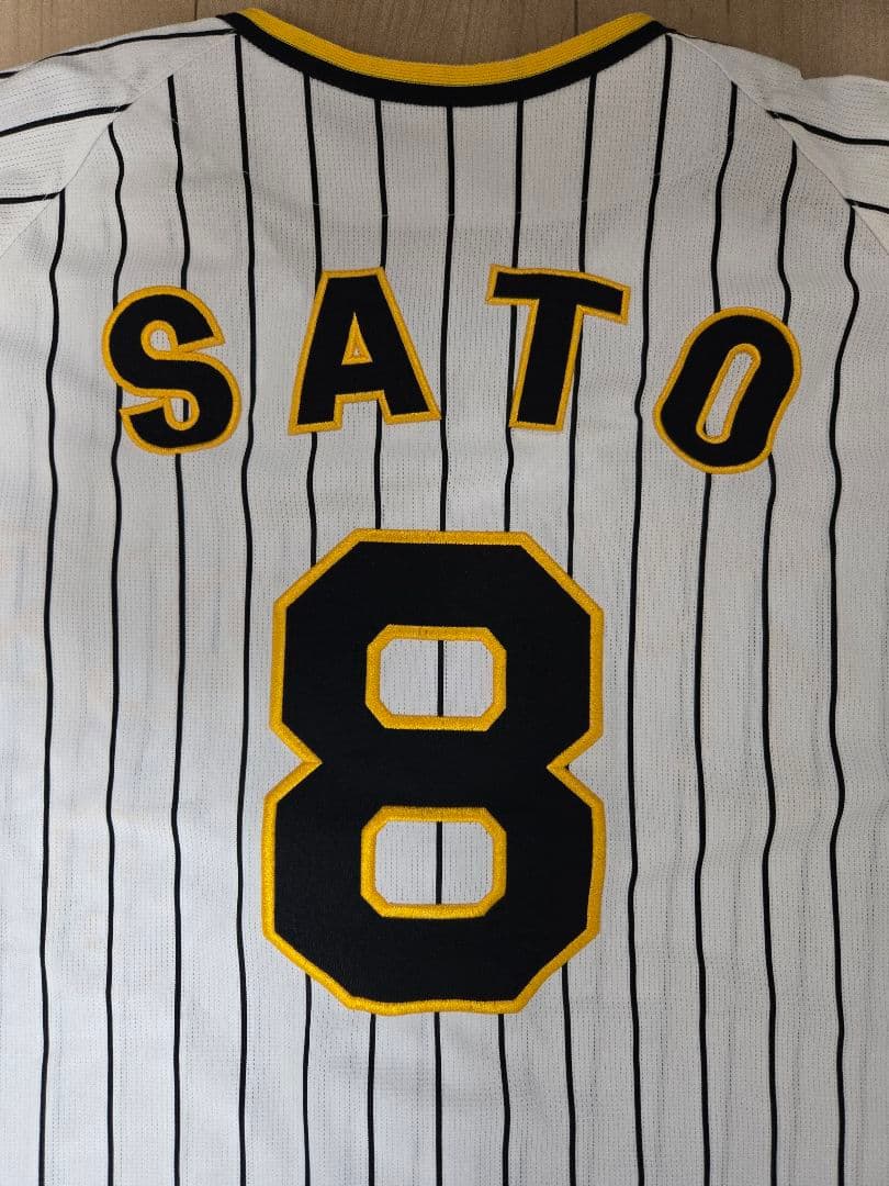 阪神タイガース レプリカユニフォーム 佐藤選手 サイズM