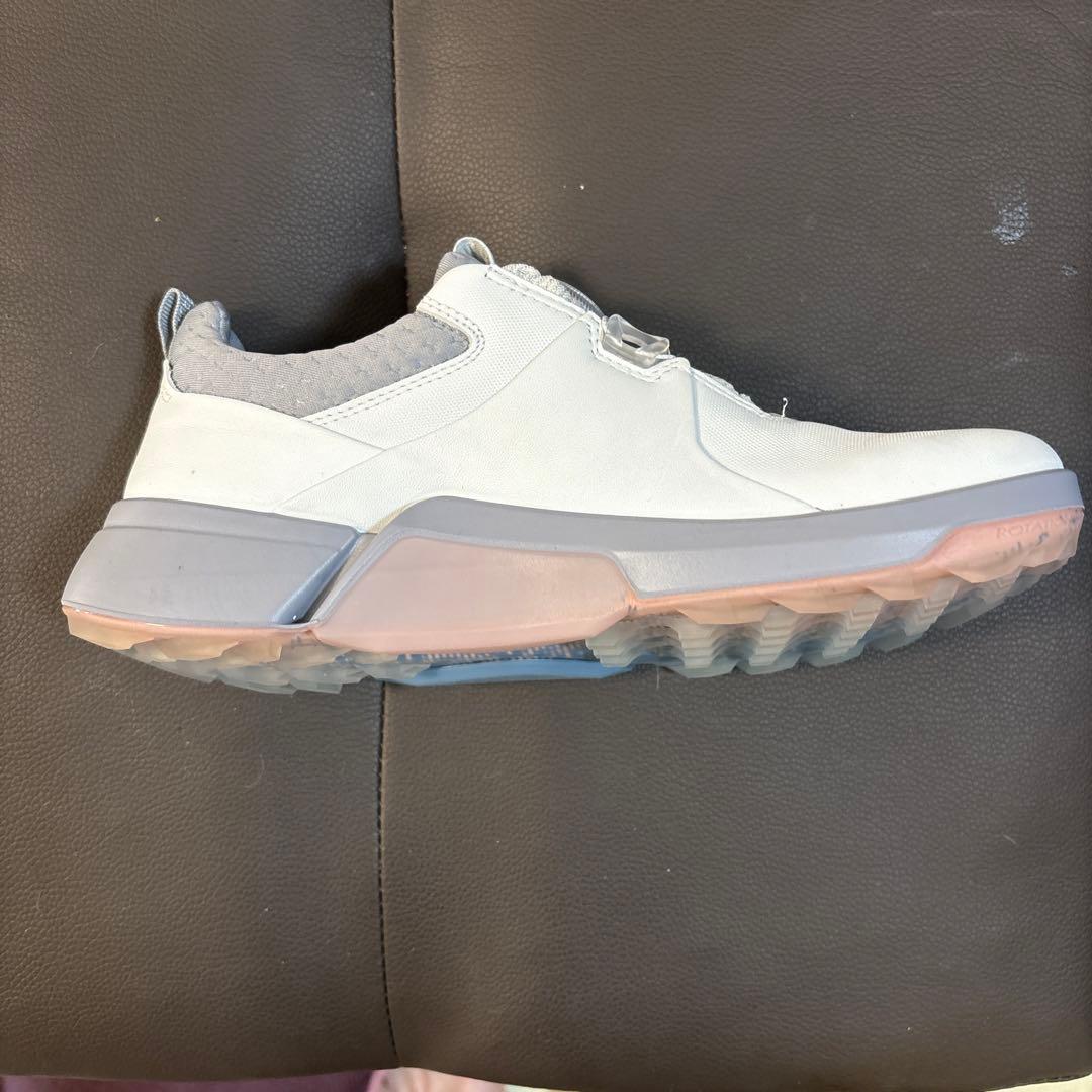 ecco スパイクレス　ゴルフシューズ