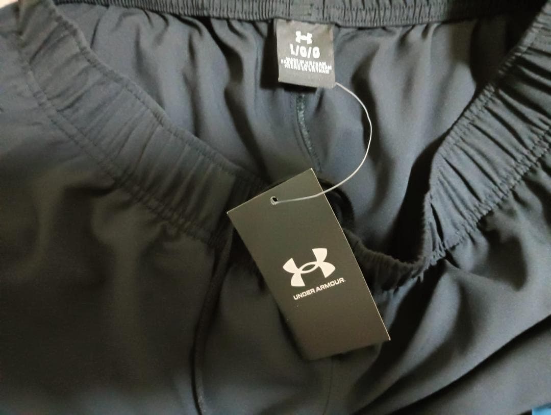 に*様 アンダーアーマーUNDERARMOUR上下セット/正規品/未使用//サイ