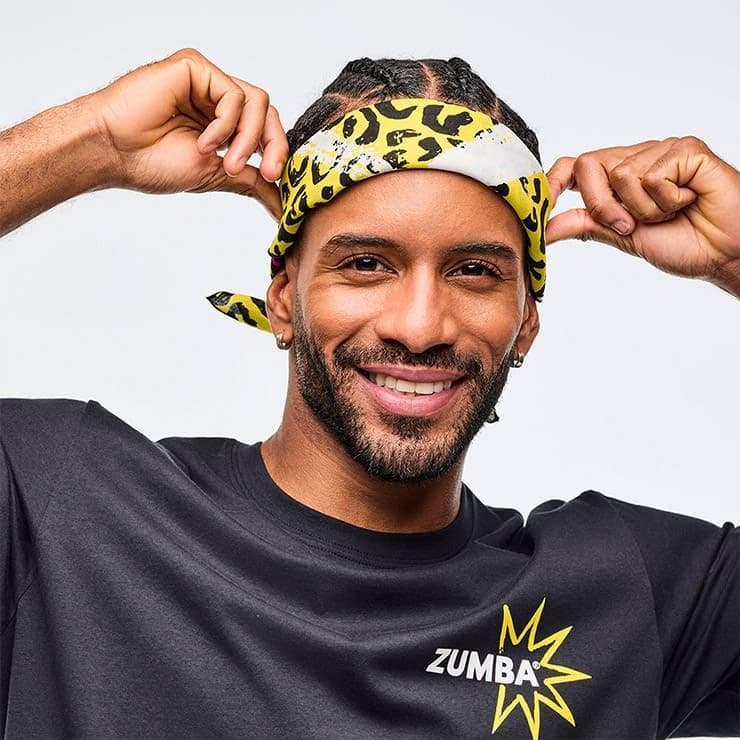 2025 新作　正規品　大人気　豹柄　ZUMBA　バンダナ　リストバンド