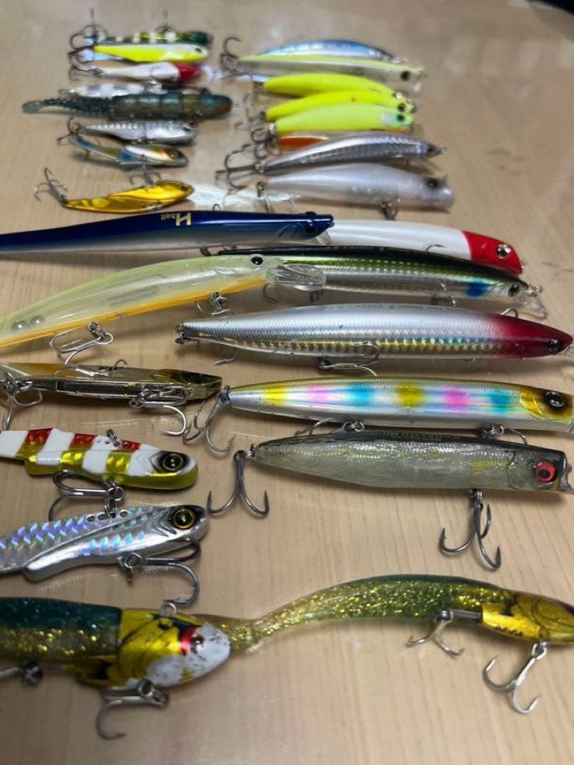 シーバス用ルアーセット　36個　ケース付き