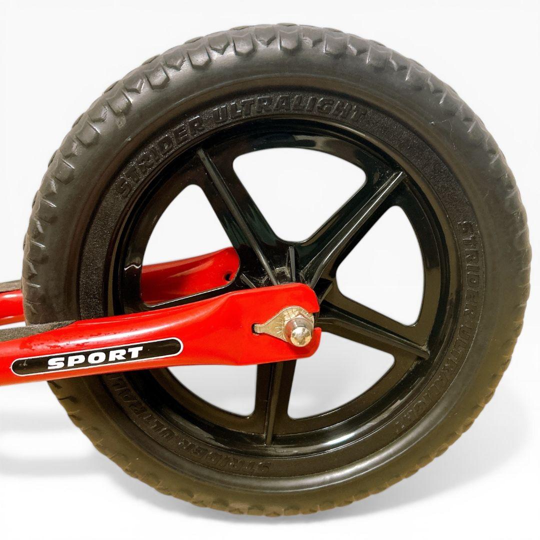【極美品】 ストライダー スポーツモデル レッド 12インチ 日本正規品 赤