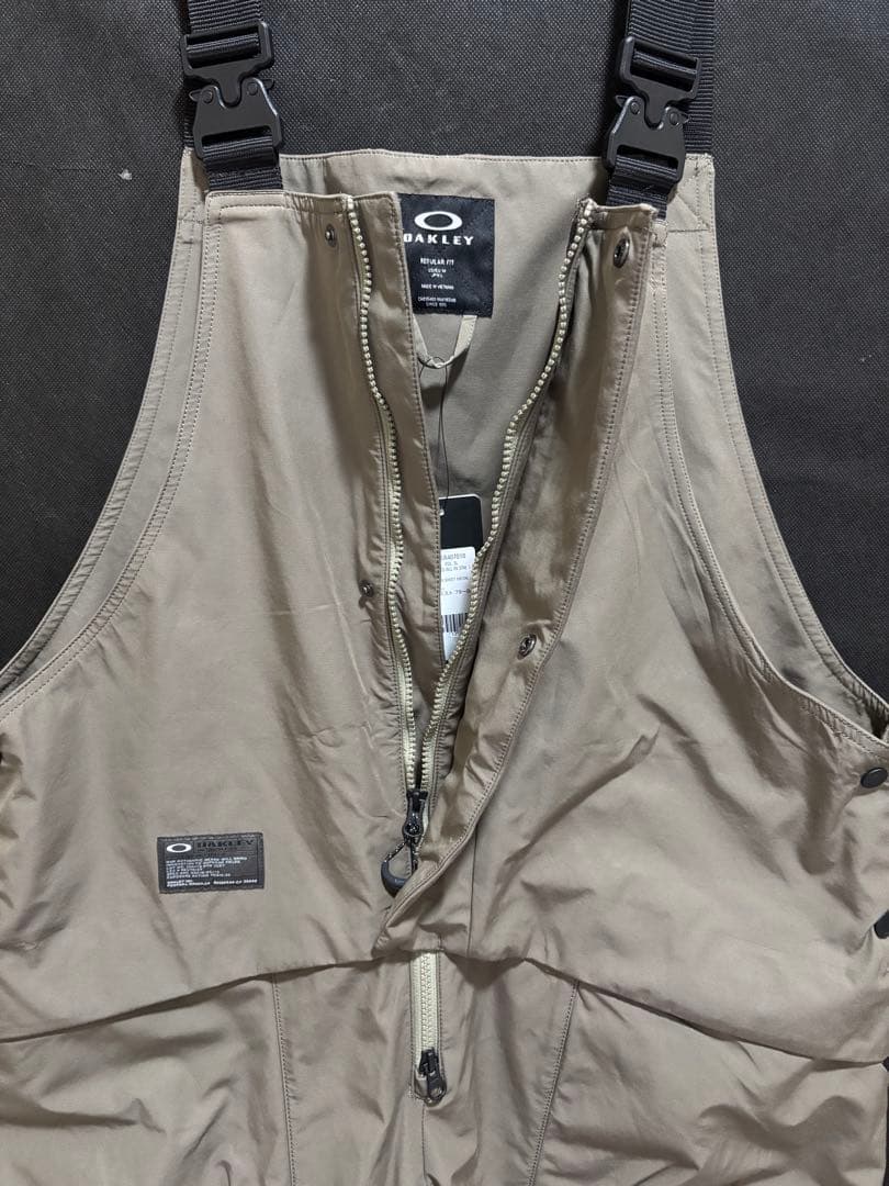 新品 OAKLEY カーキ スノーボード ビブパンツ Lサイズ オークリー 防水