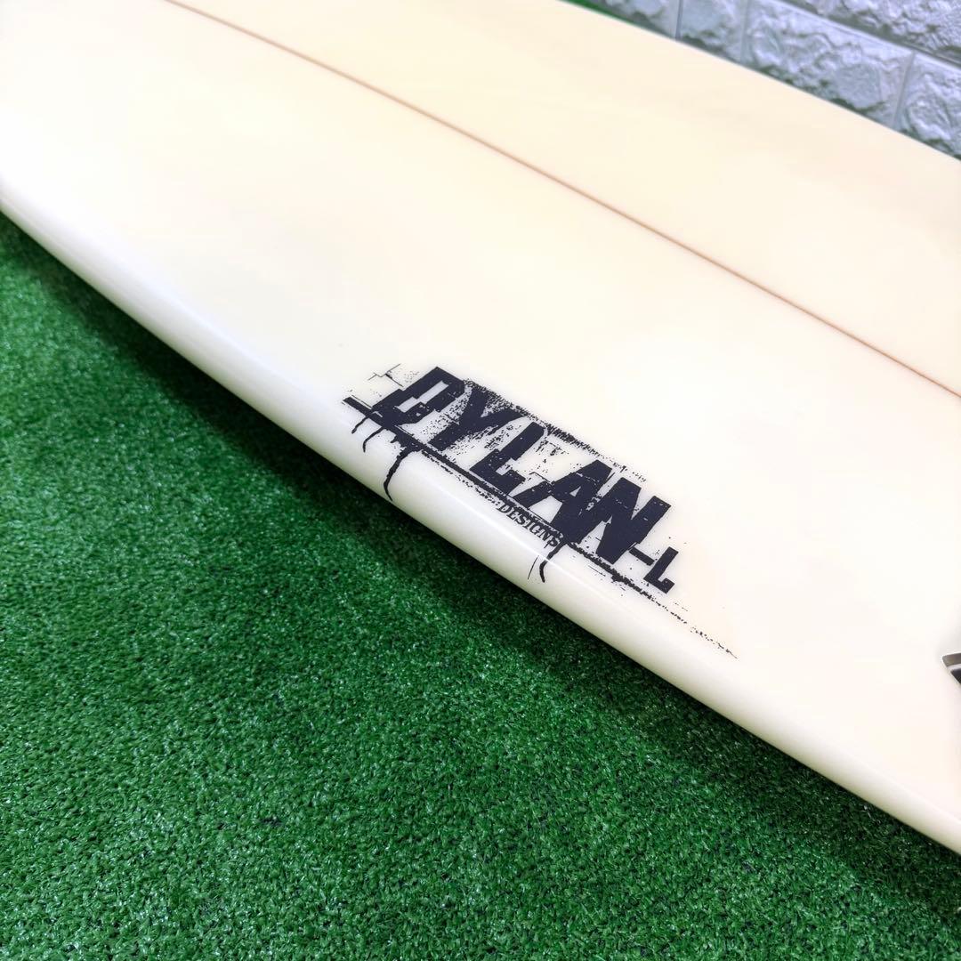 美品　DYLAN 5’11 サーフボード　フィン　ニットケース　マークリチャーズ