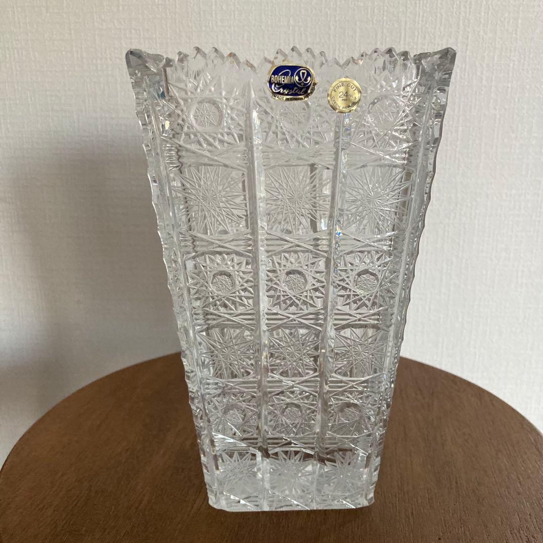 Bohemia ボヘミア クリスタルカット花瓶 高さ20cm