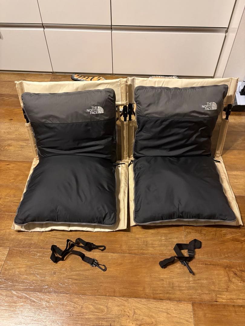 THE NORTH FACE ヌプシクッション2個　座椅子2脚セット