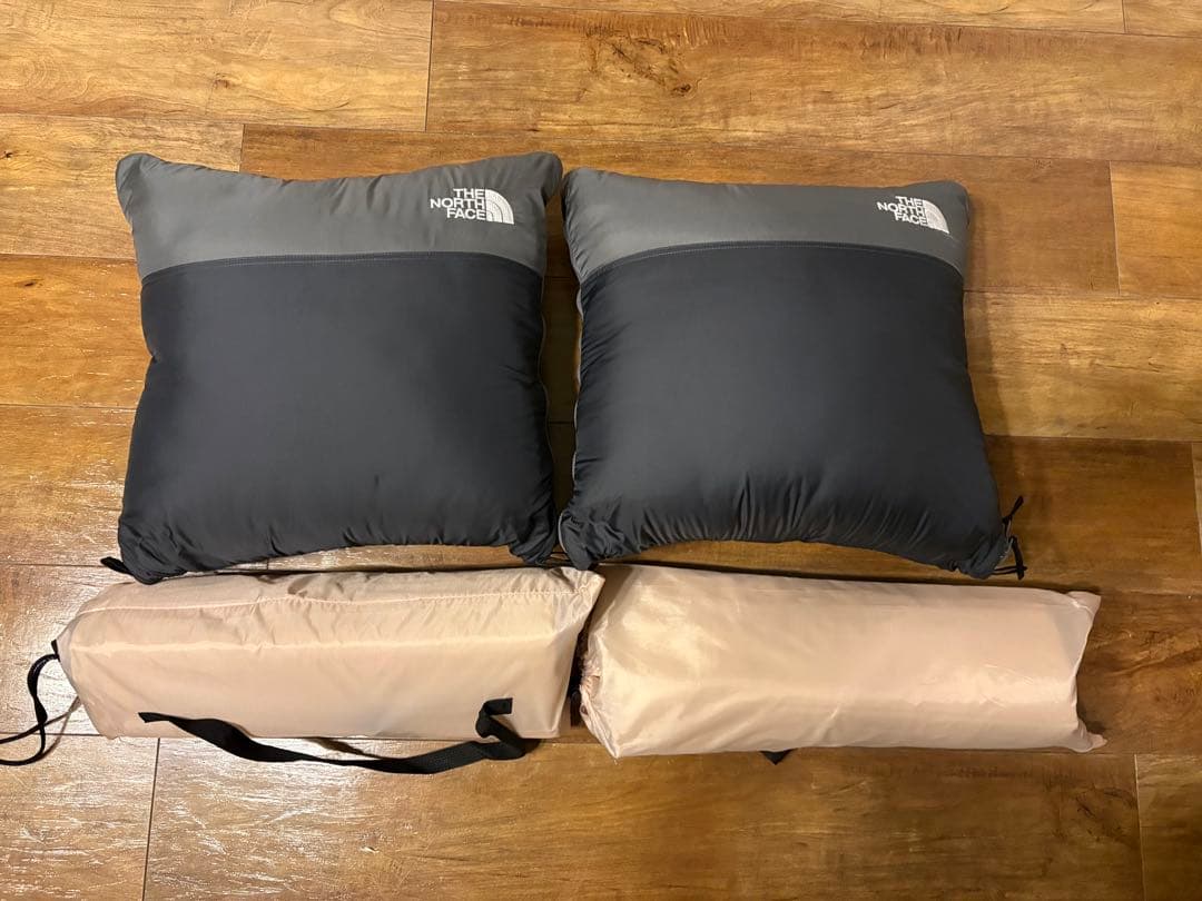 THE NORTH FACE ヌプシクッション2個　座椅子2脚セット