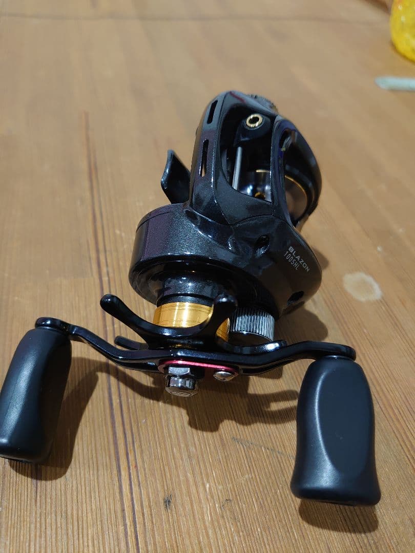 DAIWA　ダイワ　ブレイゾン 100SH L 左