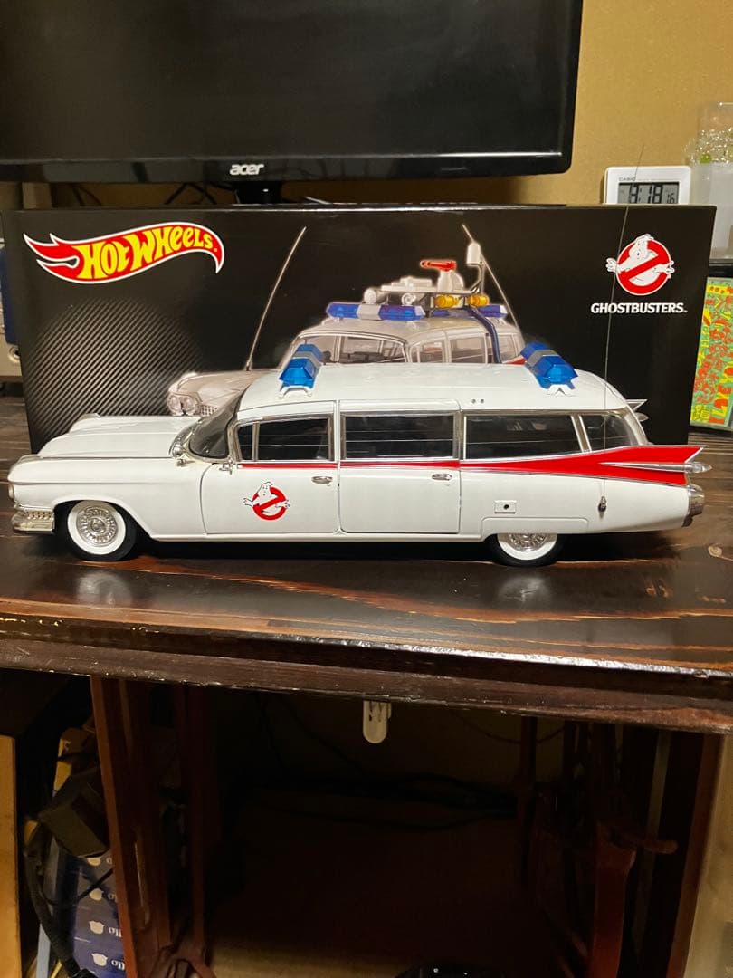 Hot Wheels Ghostbusters Ecto-1 1/18 ジャンク
