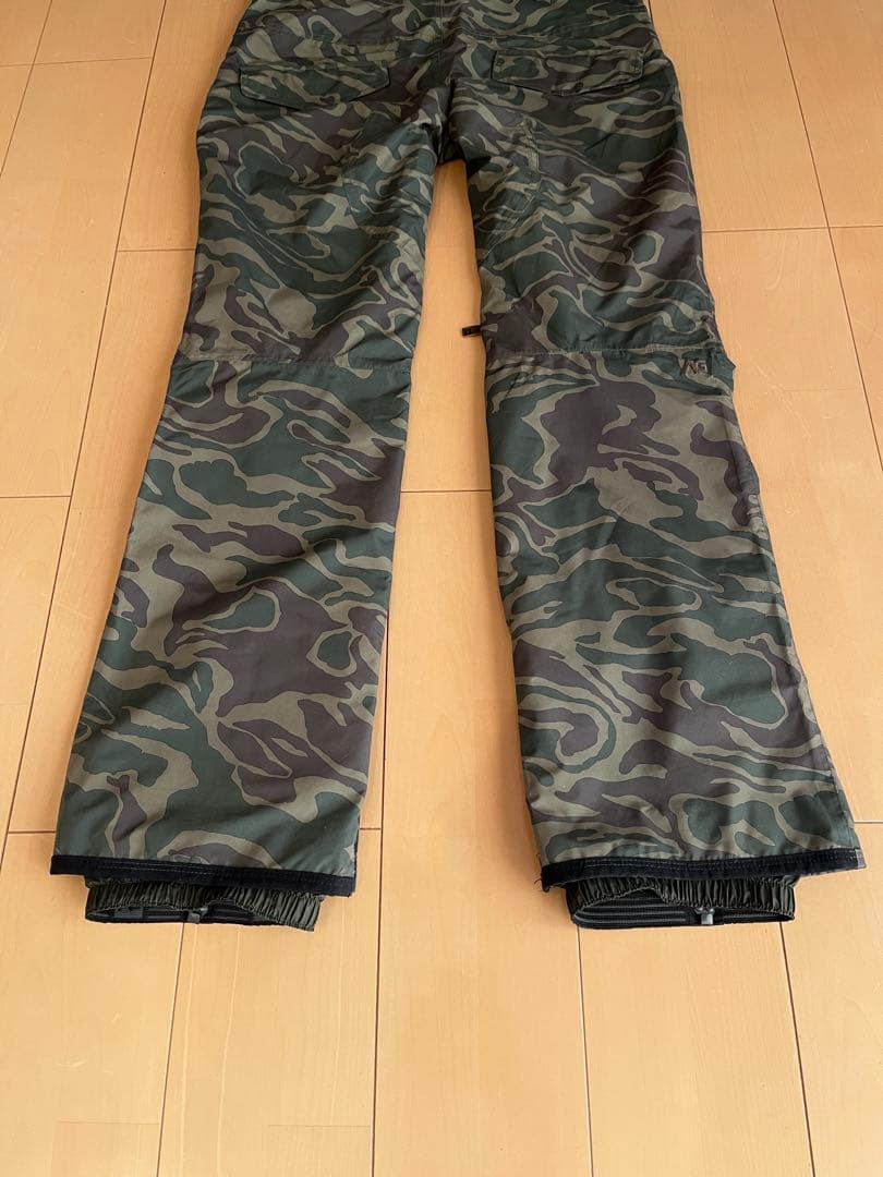 Burton ビブパンツ AG BREAKNECK BIBメンズS 迷彩