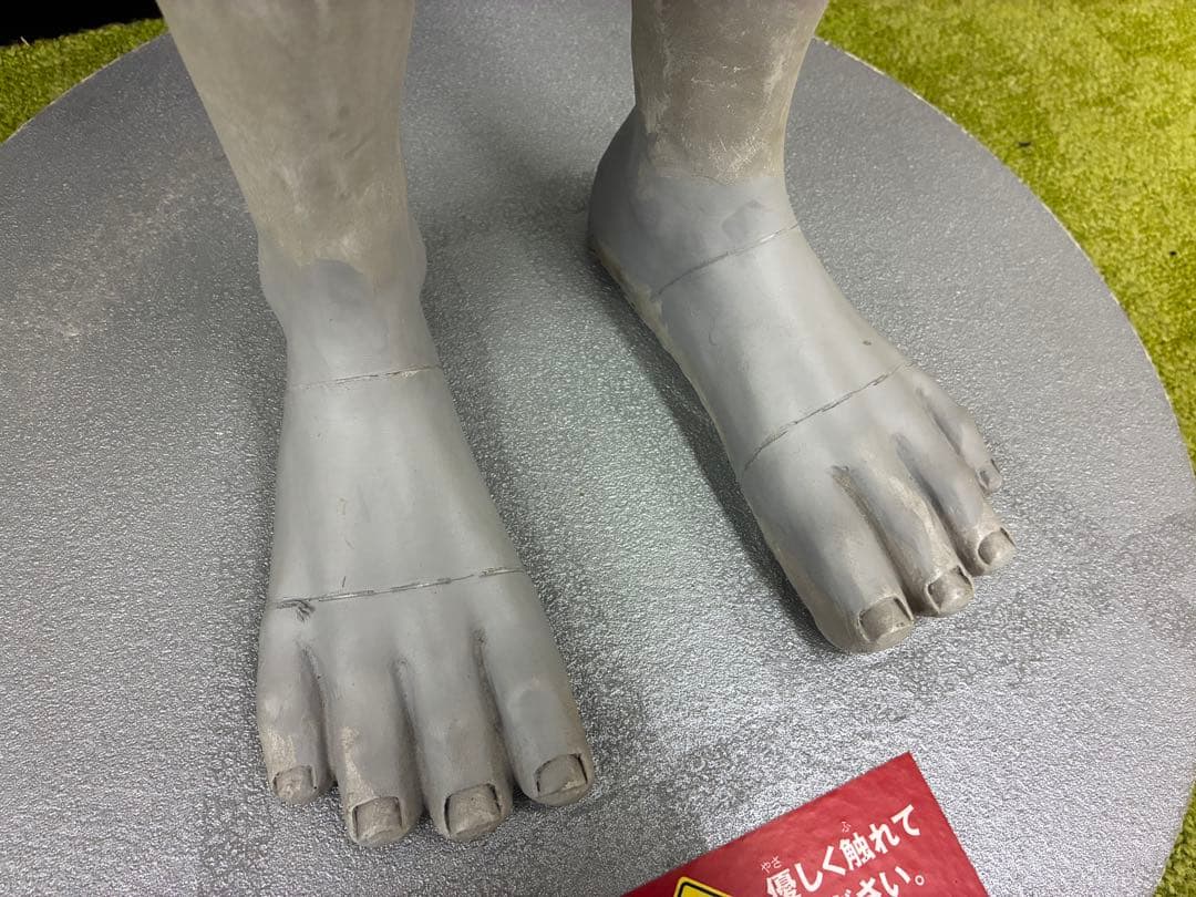 等身大エイリアンフィギュア 約85cm