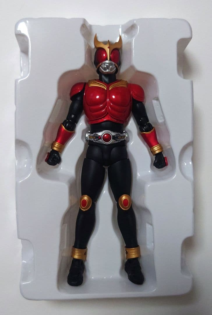 S.H.Figuarts(真骨彫製法) 仮面ライダークウガ マイティフォーム