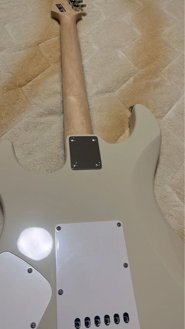 YAMAHA パシフィカ112エレキギター　カバーケース、ストラップ、説明書付き