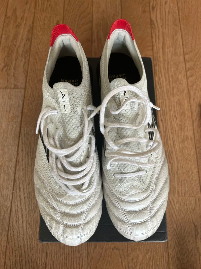 MIZUNO モレリア ネオ4ベータ