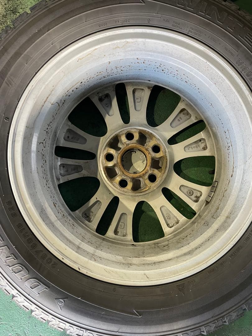 よたろうさん専用DUNLOP 205/60/16 スタッドレスホイール付1本