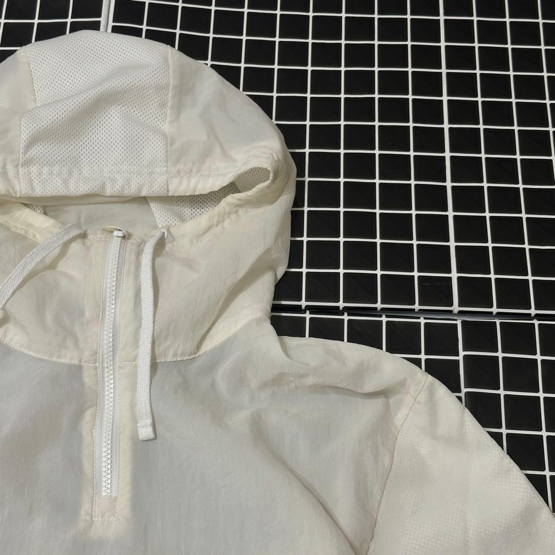 ウォーキング・ランニングウェア NIKE packable half zip nylon jacket