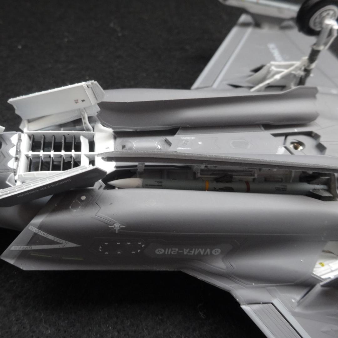 J&Y SYSTEM　1/72 F-35B VMFA-211 完成品