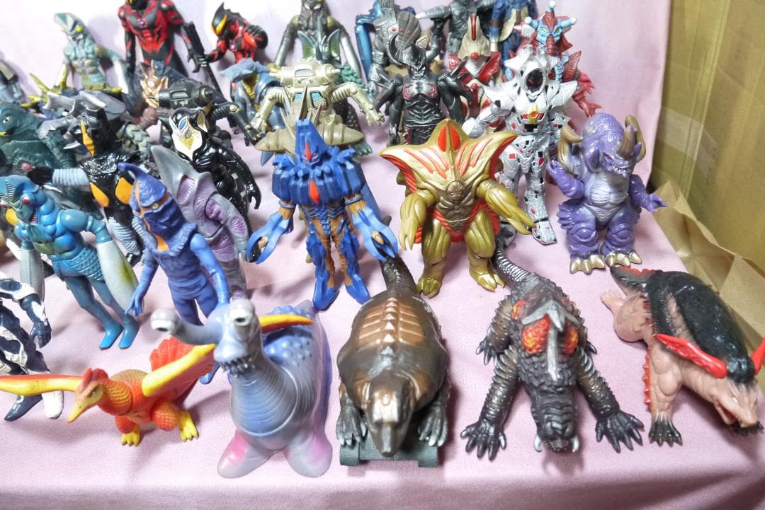 ウルトラ怪獣シリーズ　怪獣ソフビ　68体セット