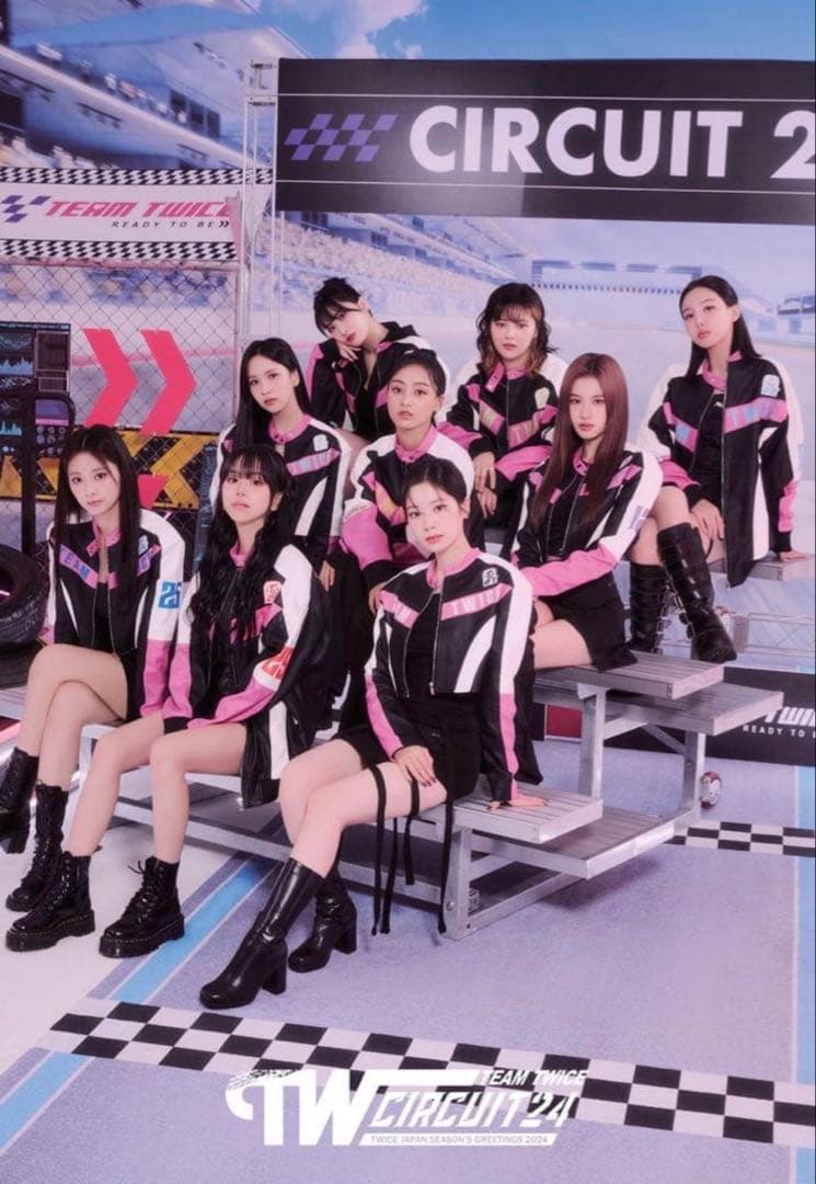 TWICE ツウィサイン入りポラロイド写真