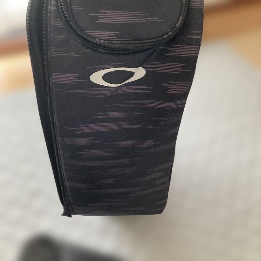 美品　Oakley ゴルフバッグ・キャディバッグ 黒