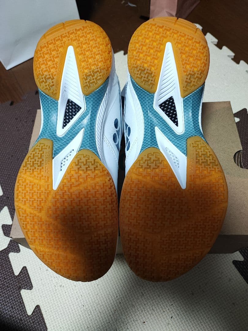 【新品】YONEX パワークッション65Zメン 26.0cm