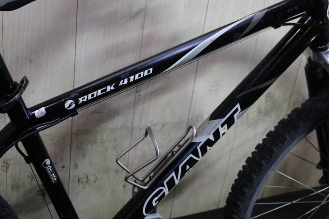 GIANT ROCK4100 26型 クロモリ 21速 430mm 黒 MTB