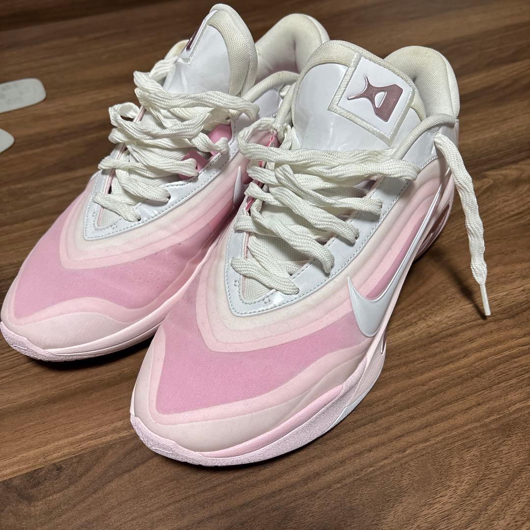Nike Aja バスケットシューズ ピンク