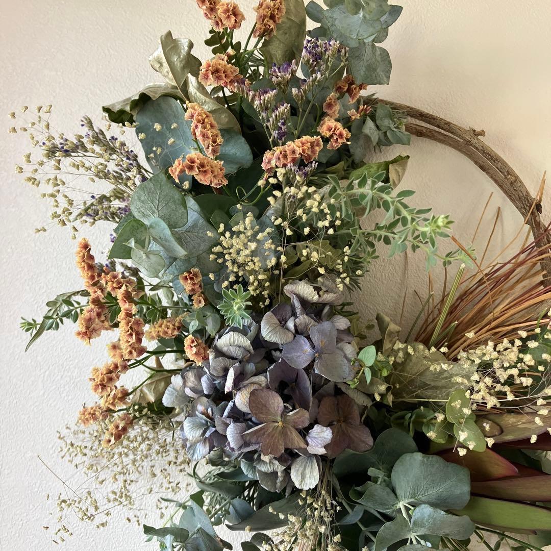 ユーカリ香る紫陽花とリューカデンドロンのリース　ドライフラワー