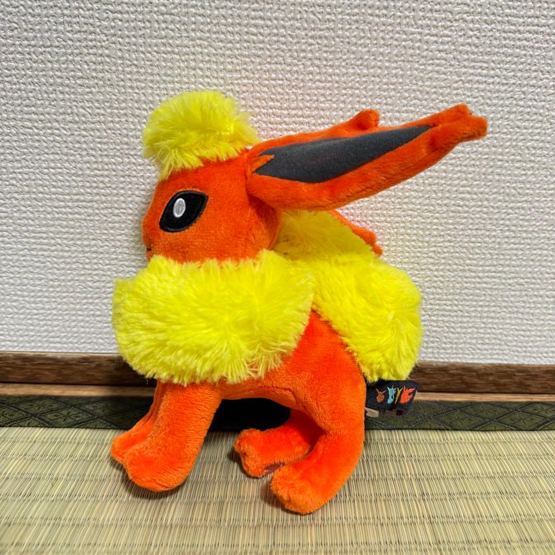 超美品 公式ポケモン イーブイ ブイズ 3体セット