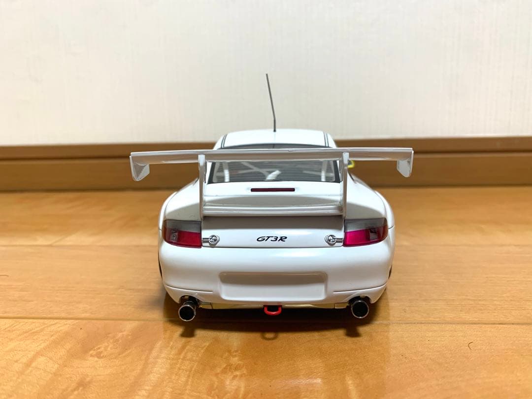 AUTOart ポルシェGT3R 1:18 ホワイトミニカー