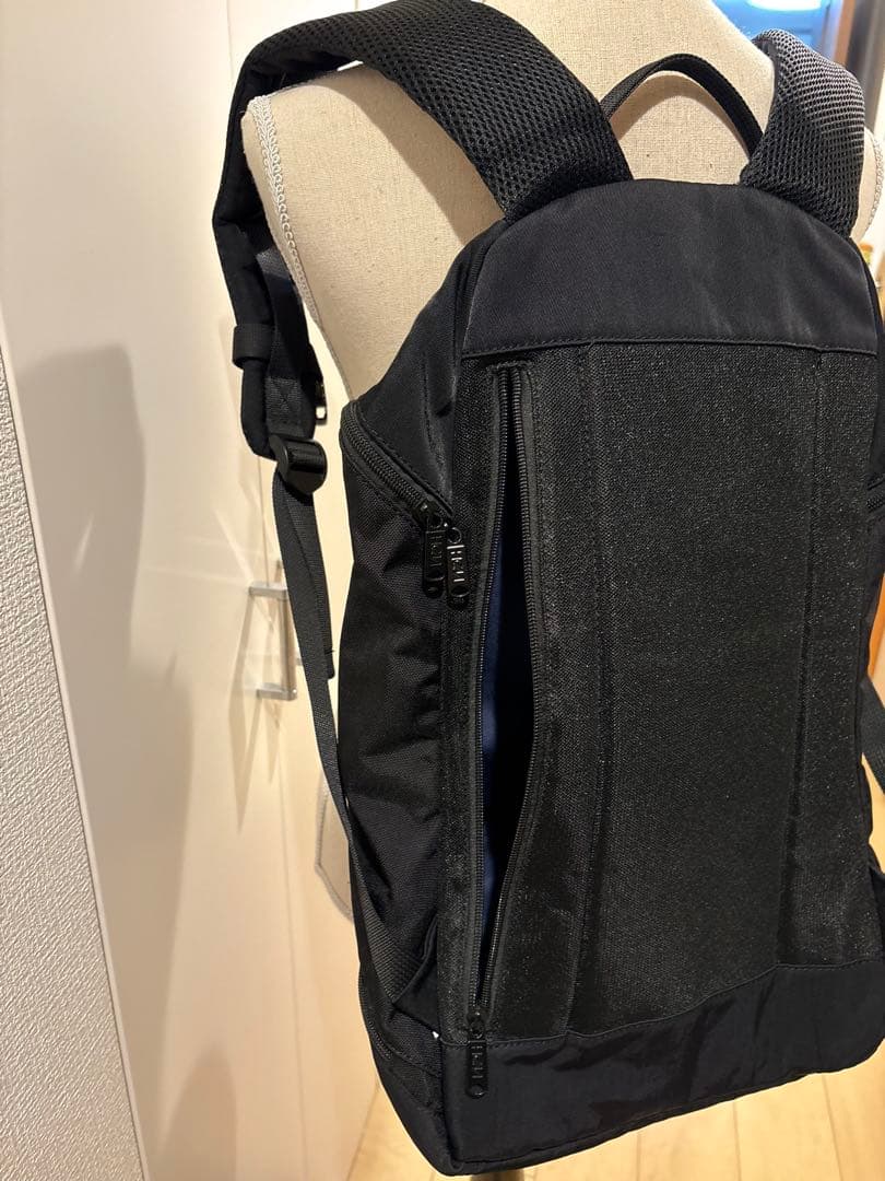HeM 別注リュック　おしゃれ黒リュック
