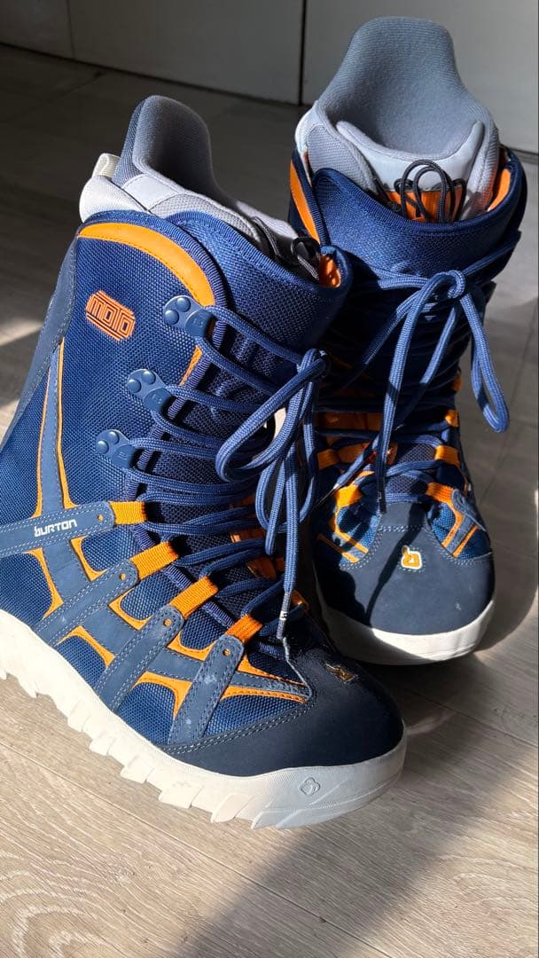 burton moto USサイズ9 中古美品。