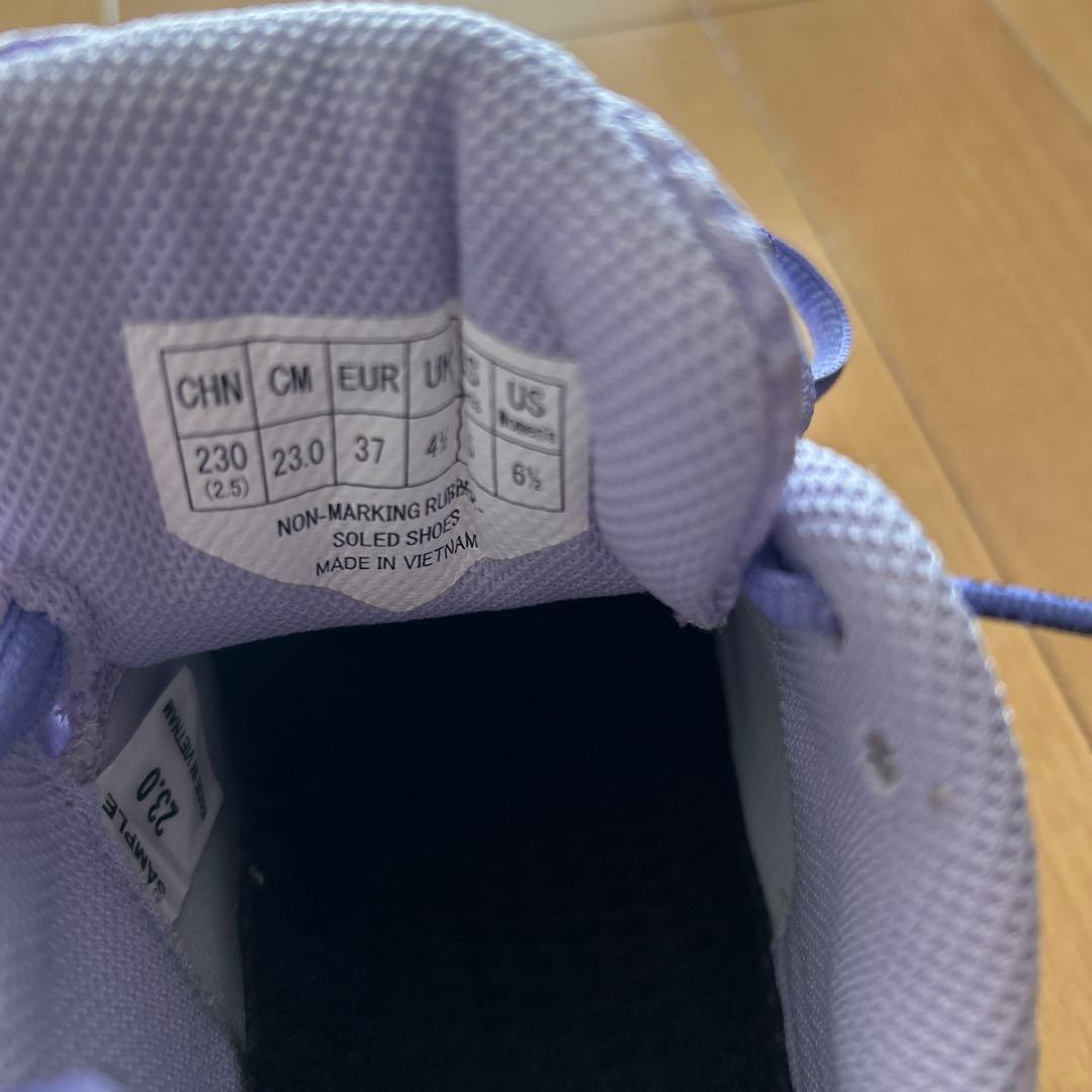 YONEX バドミントンシューズ 23.0cm ホワイト/パープル