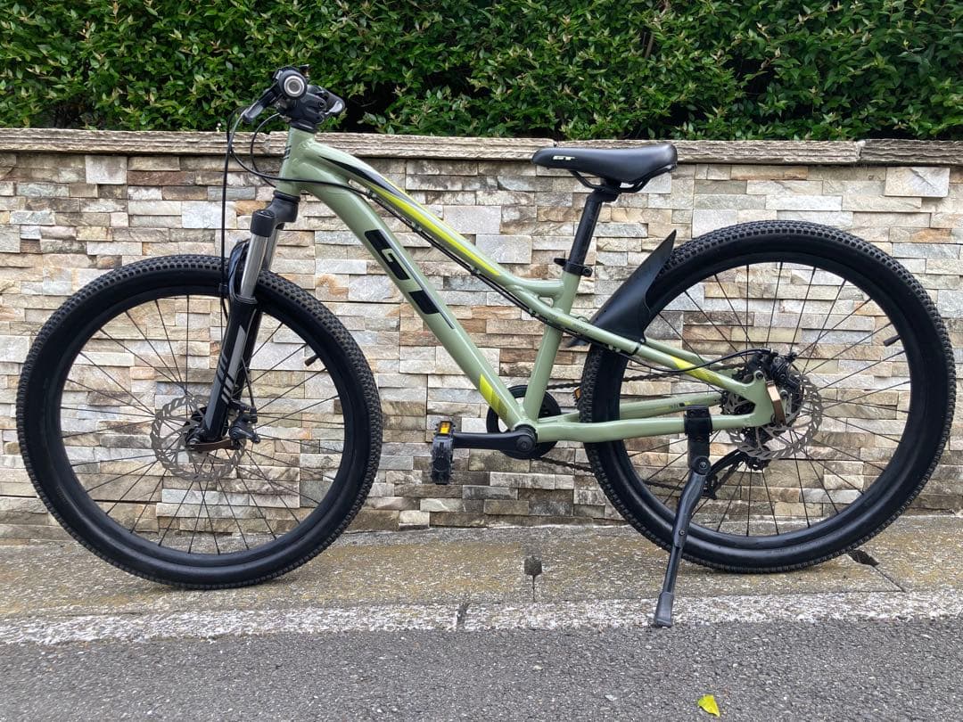 【神奈川周辺手渡】GT ジュニアマウンテンバイクSTOMPER ACE 24