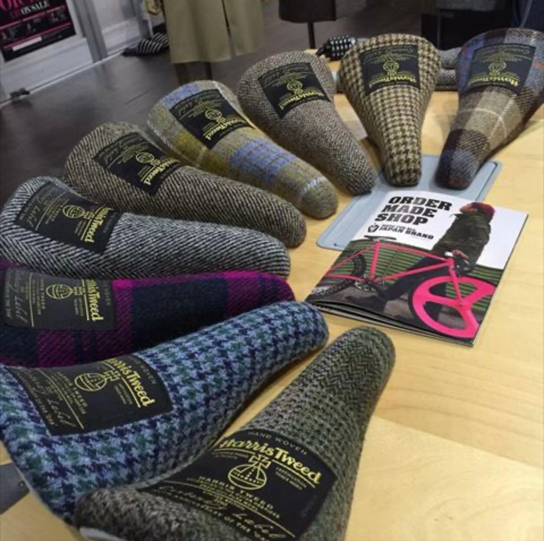 ハリスツイード　Harris Tweed サドル　自転車　⑤