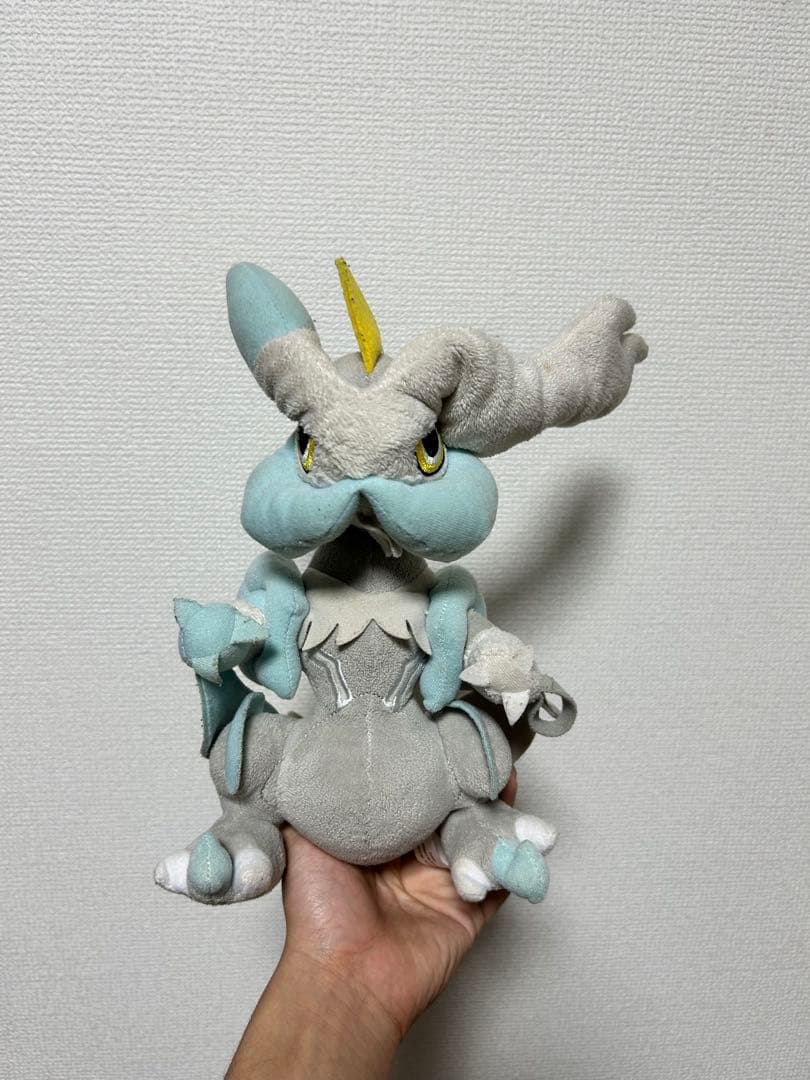ポケモンセンター ホワイトキュレムドール ぬいぐるみ　廃盤品