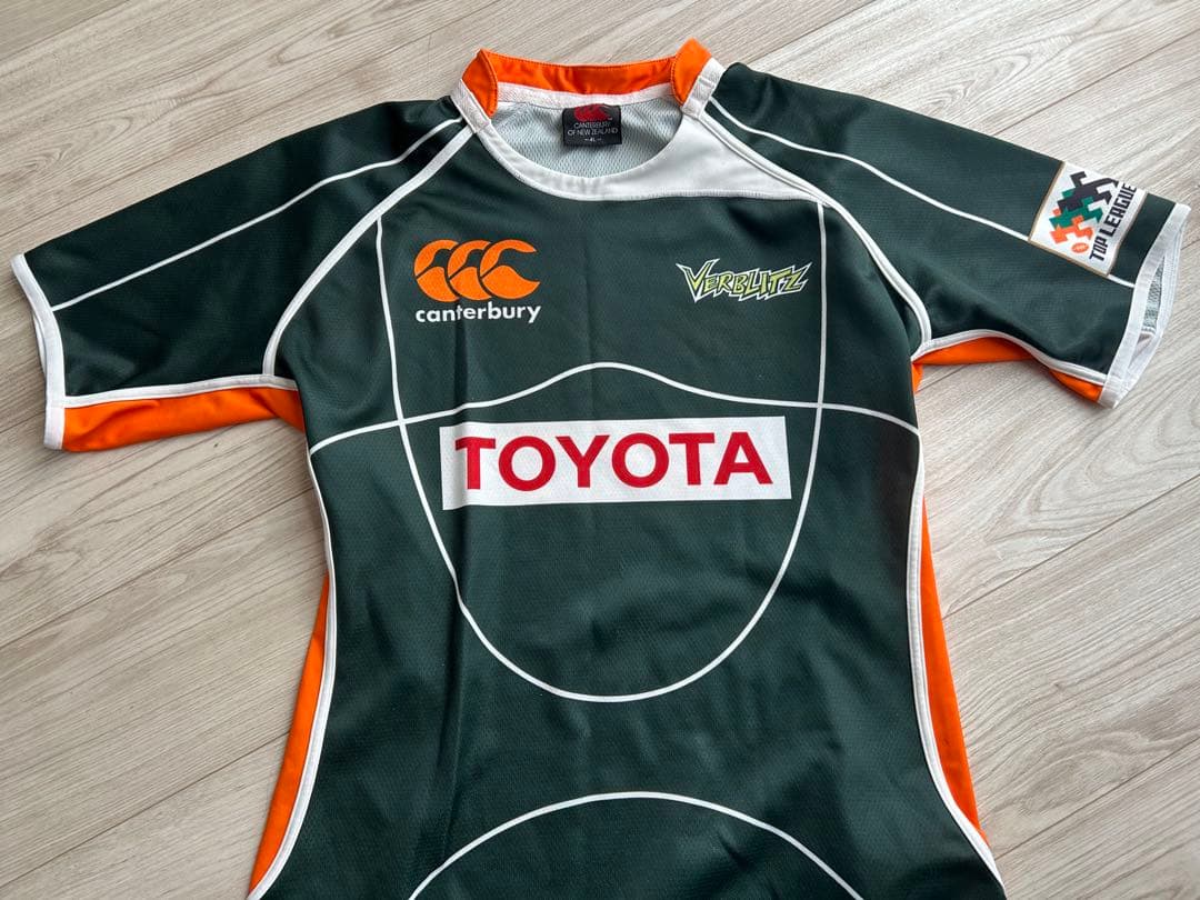Canterbury VERBLITZ ラグビーシャツ 18番