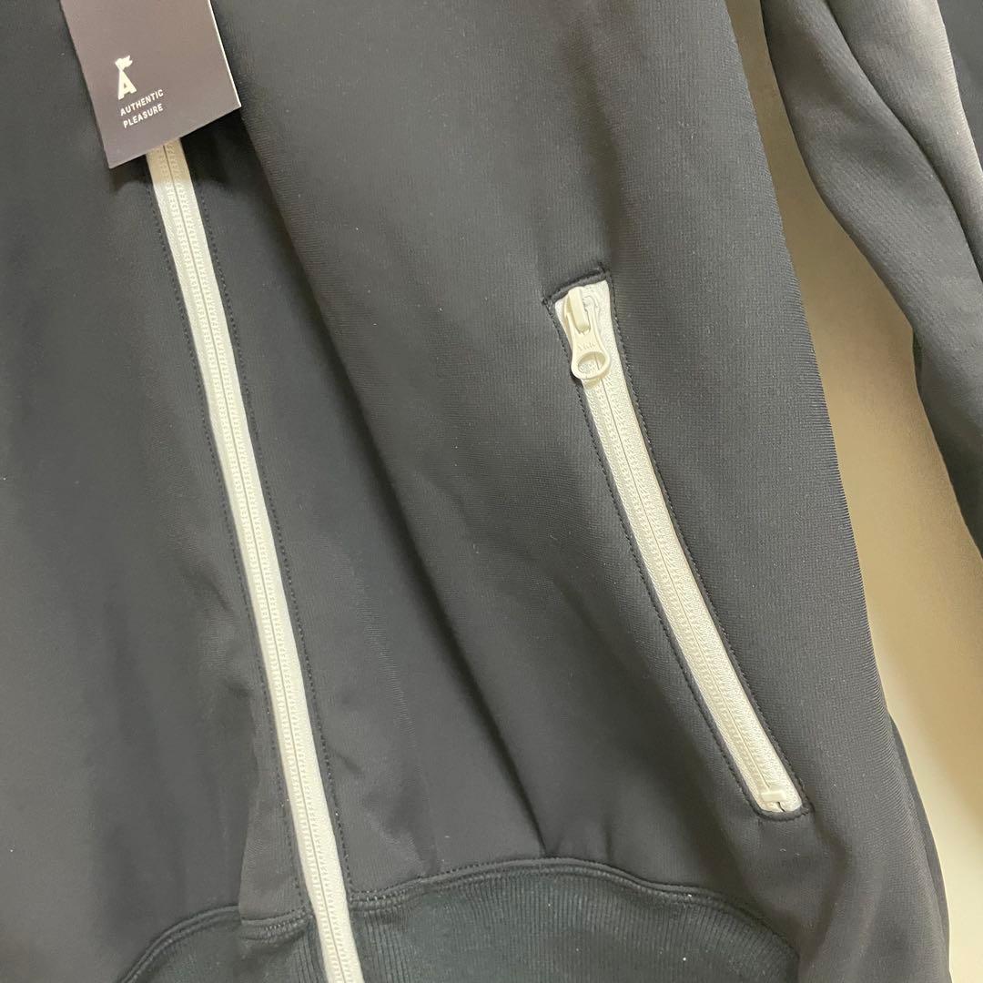 未使用品　IRISHMAN アイリッシュマン　裏起毛 ナイロン ジップパーカー